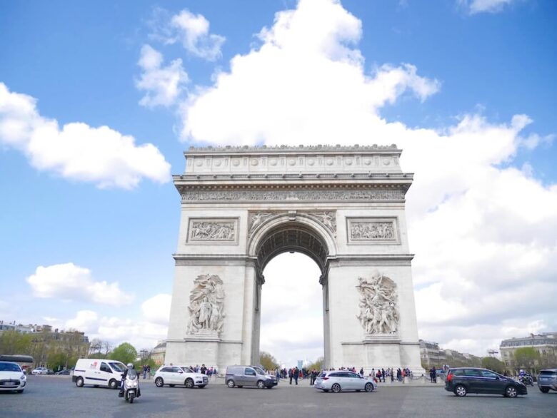 パリ旅行で行きたい定番スポット：凱旋門